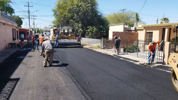 Rehabilitación De Pavimento En Av. Río Conchos Y Diversos Tramos